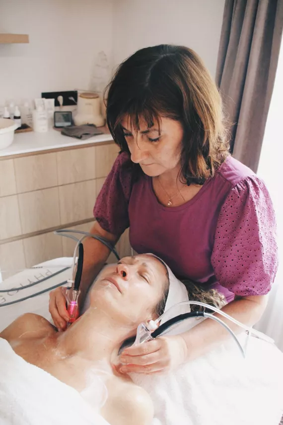 huis-anahata-phyto-5-westouter-poperinge-ieper-22 -  - Gelaatsverzorgingen